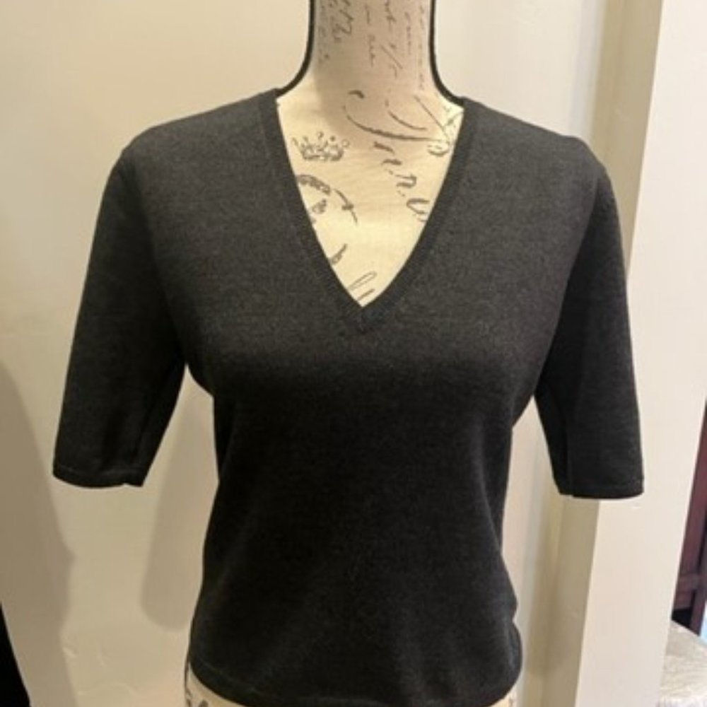 Vintage Country Road Wool Short-Sleeve, V-Neck Sweater-MED